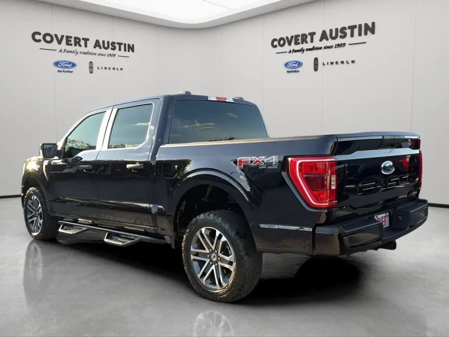 2021 Ford F-150 XL photo 1