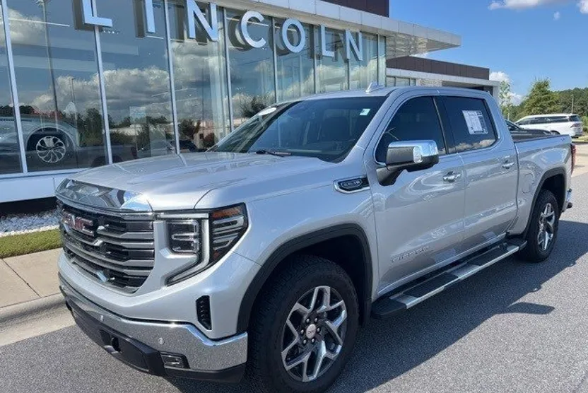 2022 Gmc Sierra 1500 SLT photo 1