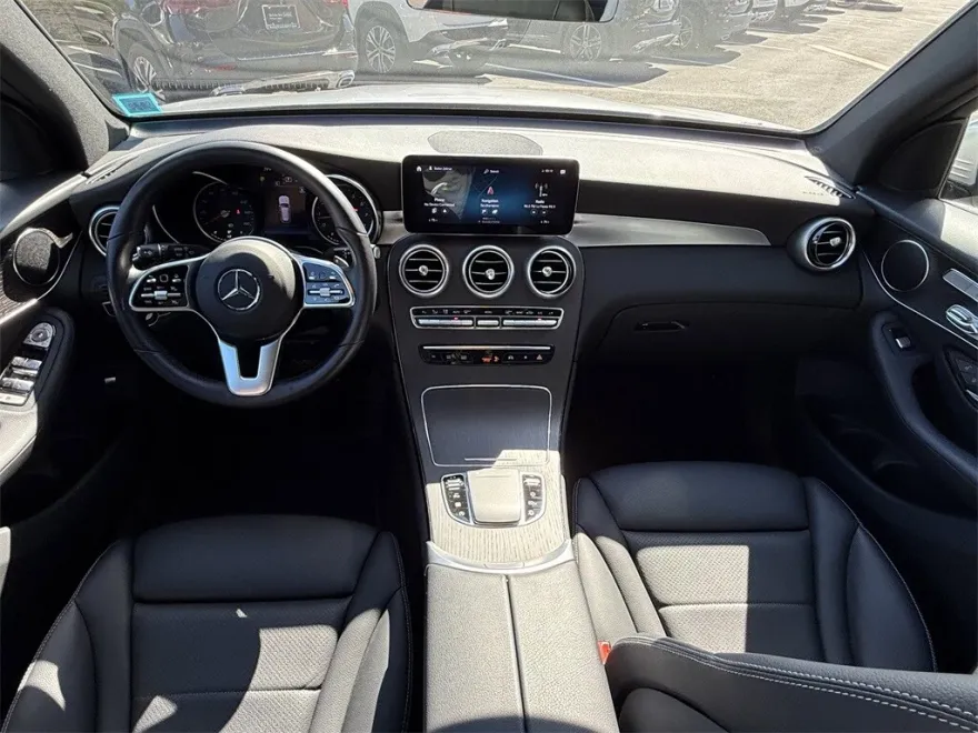2022 Mercedes Benz GLC 300 4MATIC photo 1