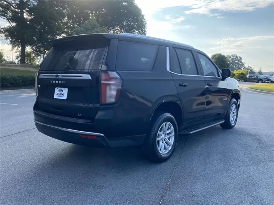 2021 Chevrolet Tahoe LT photo 1