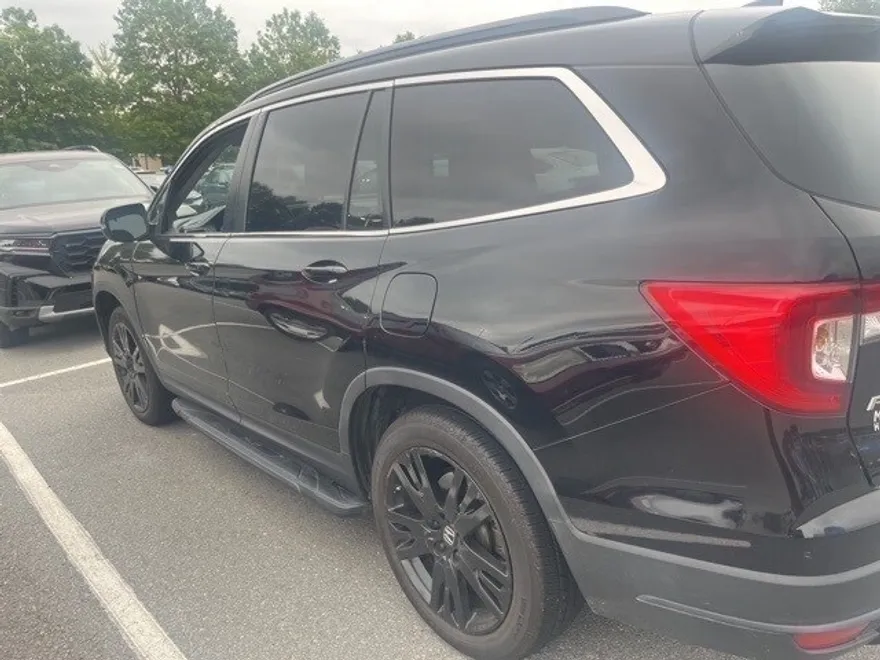 2022 Honda Pilot Special Edition photo 1