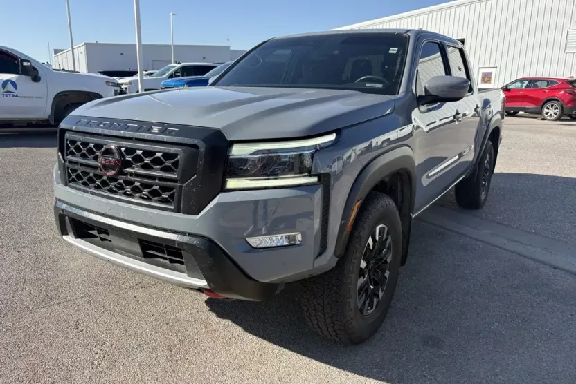 2024 Nissan Frontier PRO-4X photo 1