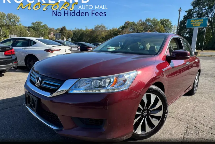 2014 Honda Accord Hybrid Touring photo 1
