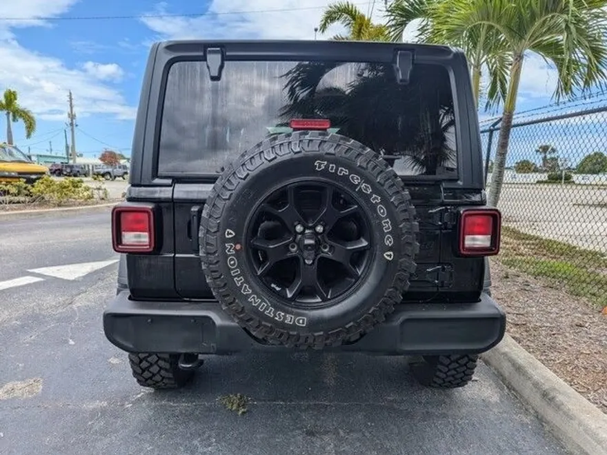 2021 Jeep Wrangler Unlimited Willys photo 1