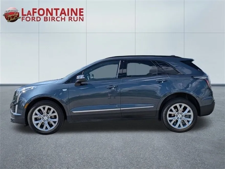 2020 Cadillac XT5 Sport photo 1