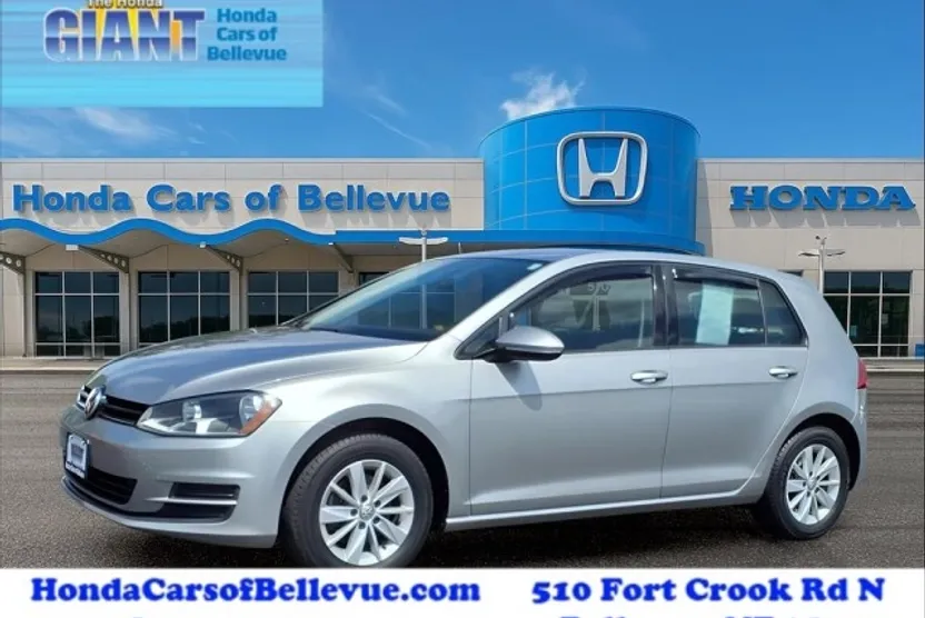 2016 Volkswagen Golf TSI S photo 1