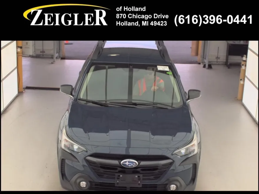 2024 Subaru Outback 2.5i photo 1