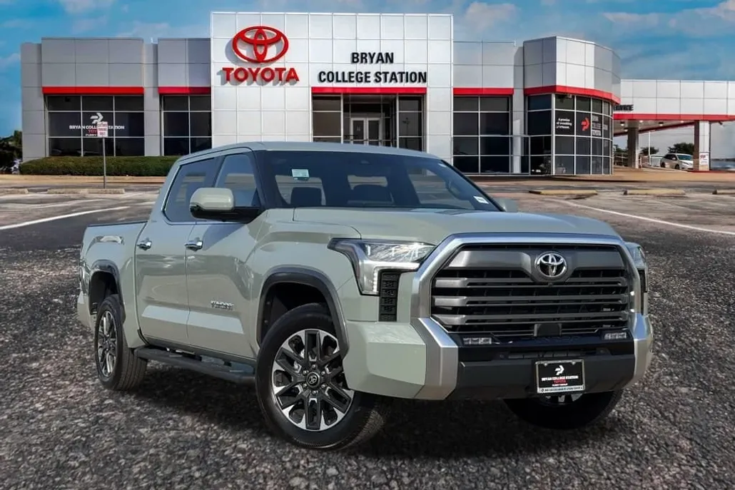 2025 Toyota Tundra Limited photo 1