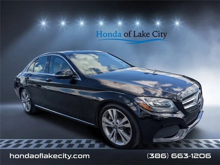 2018 Mercedes Benz C 300 photo 1
