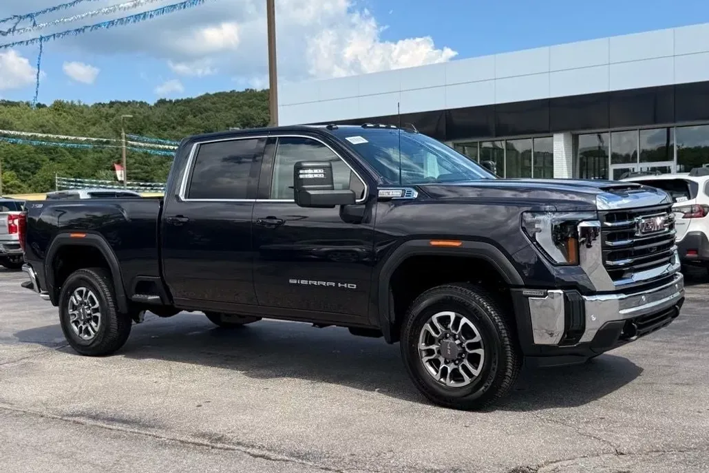 2025 Gmc Sierra 2500 HD SLE photo 1