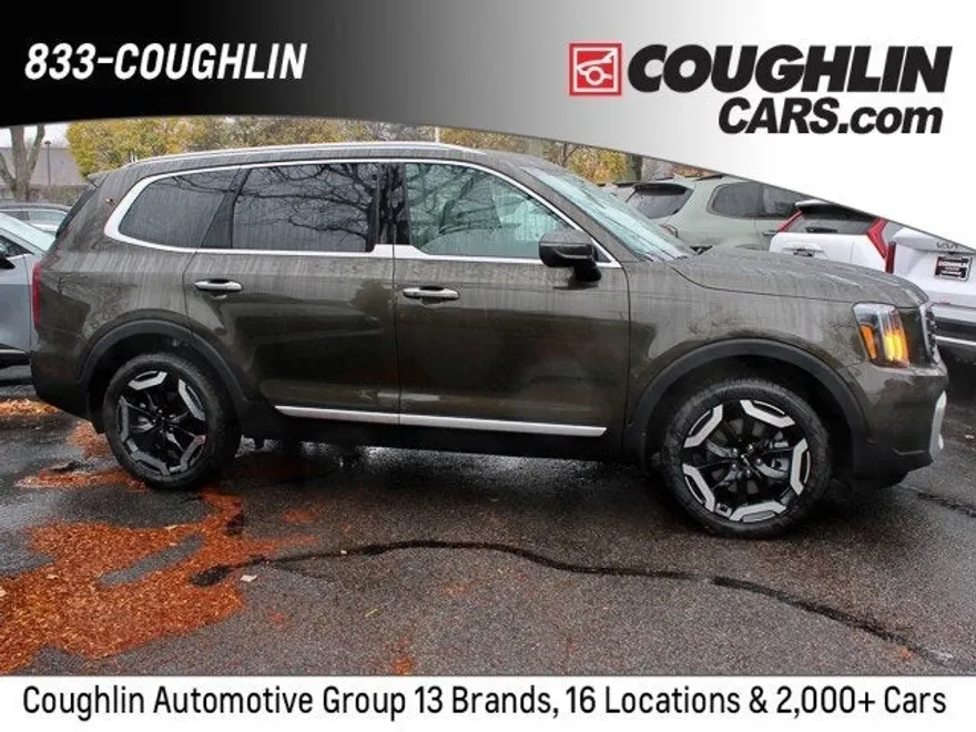 2025 Kia Telluride S photo 1