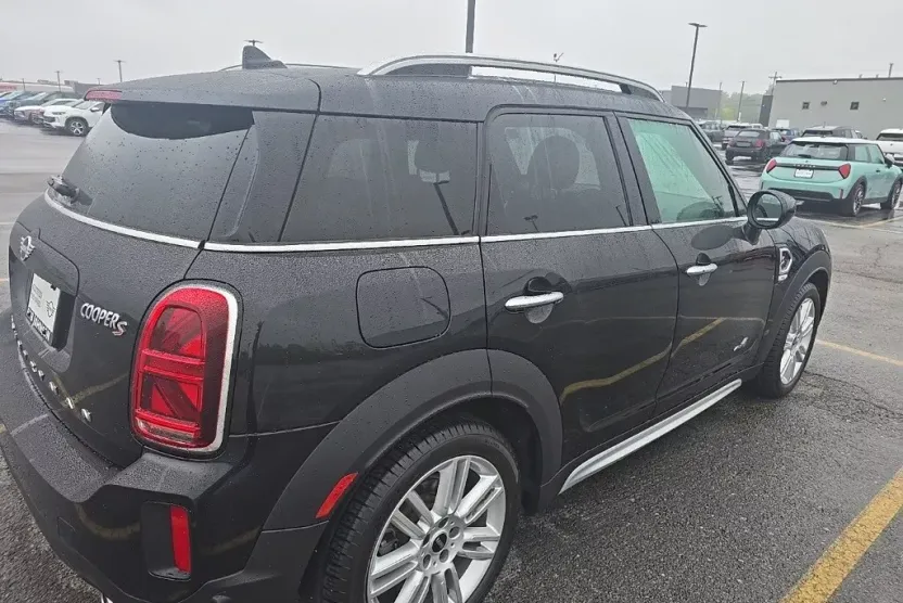 2023 Mini Countryman ALL4 S photo 1