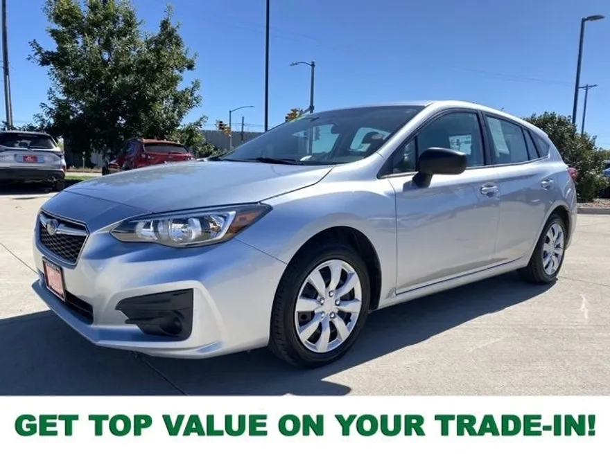 2019 Subaru Impreza 2.0i photo 1