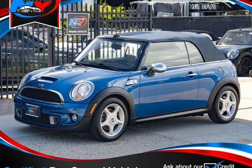 2012 Mini Cooper S Convertible photo 1