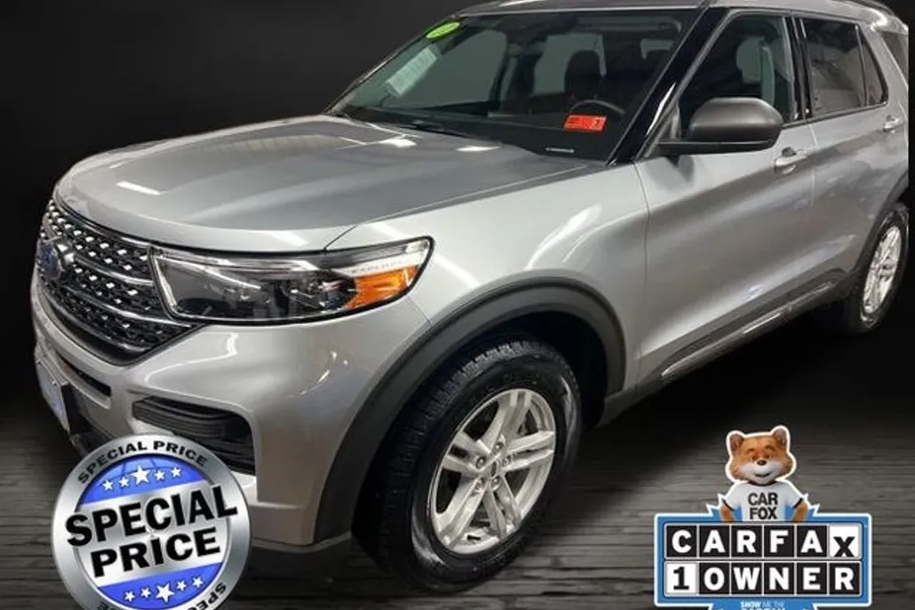 2022 Ford Explorer XLT photo 1