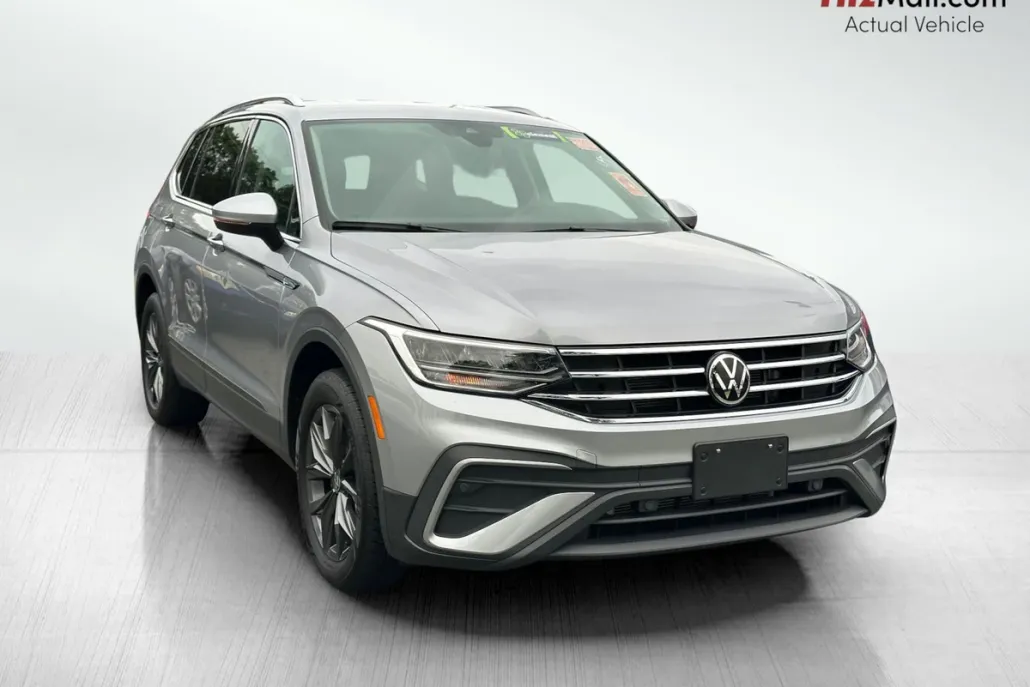 2024 Volkswagen Tiguan SE Wolfsburg Edition photo 1