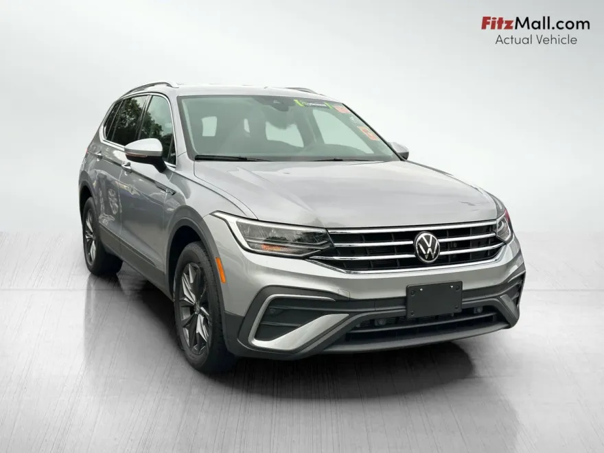 2024 Volkswagen Tiguan SE Wolfsburg Edition photo 1