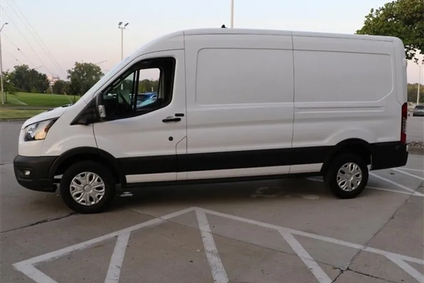 2024 Ford Transit Cargo Van photo 1