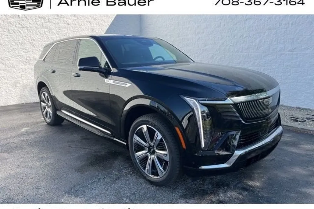 2025 Cadillac Escalade IQ Luxury photo 1