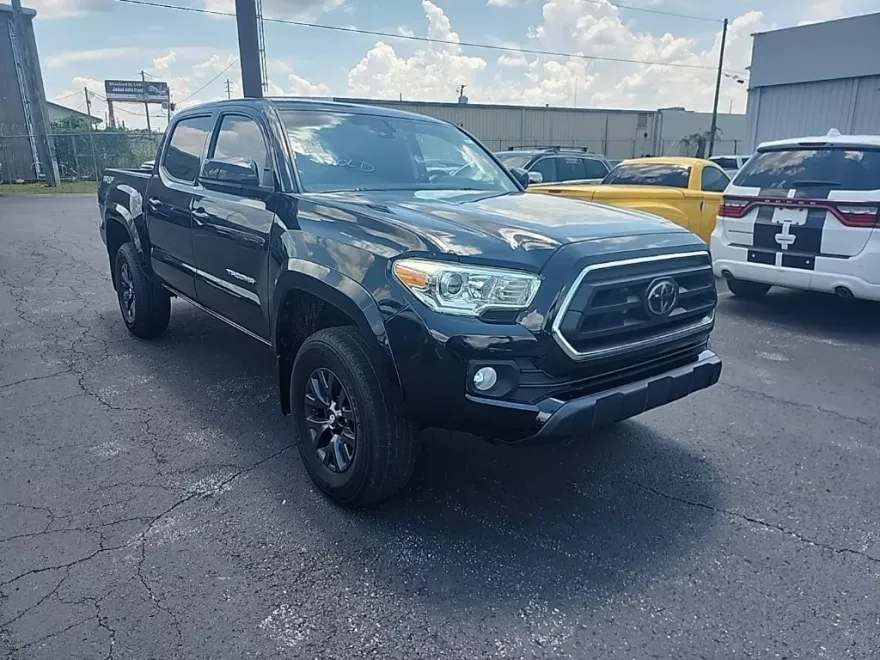 2021 Toyota Tacoma SR5 V6 photo 1