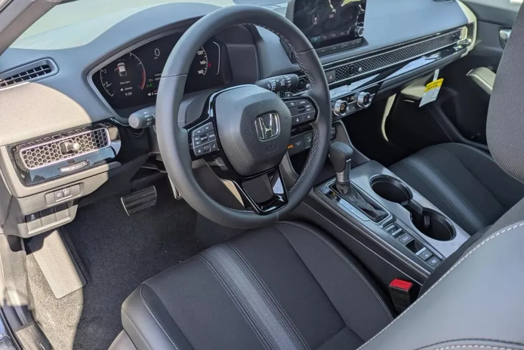 2026 Honda Civic Sport Hatchback photo 1