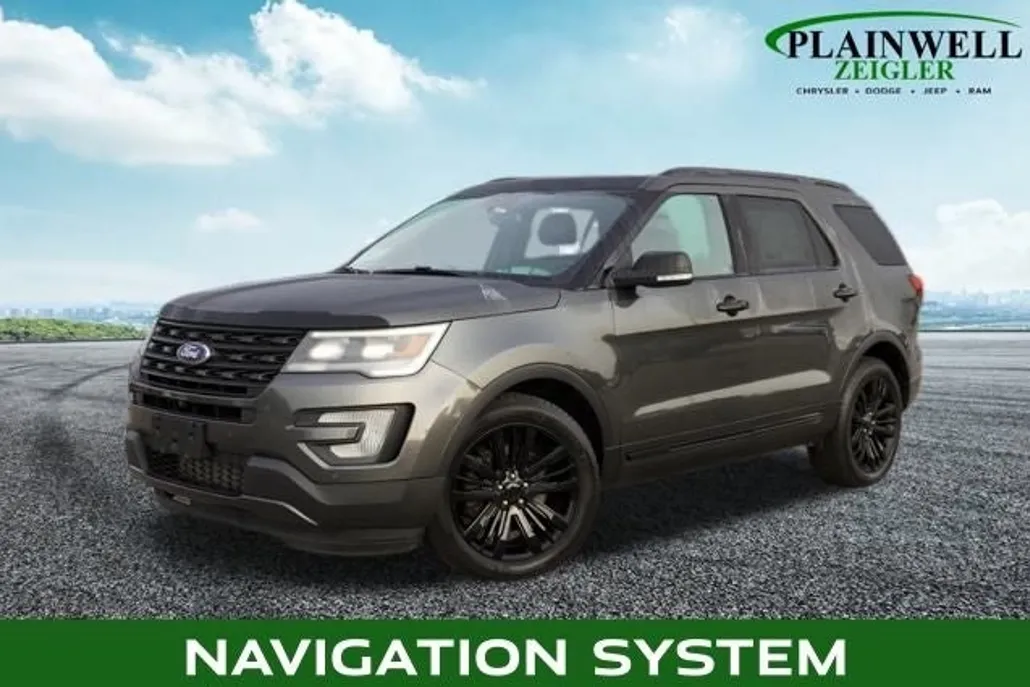 2017 Ford Explorer Sport photo 1