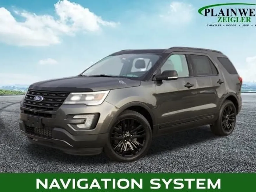 2017 Ford Explorer Sport photo 1