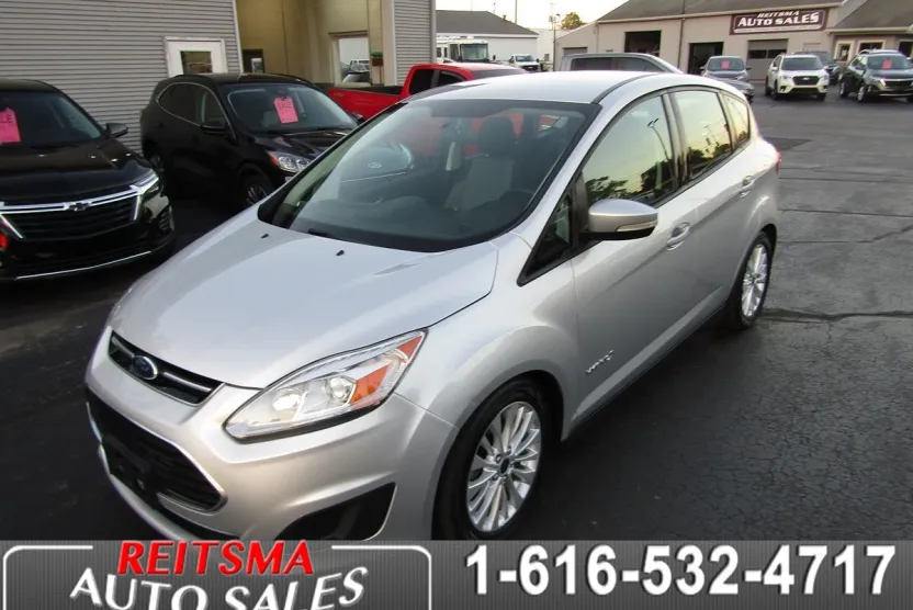 2017 Ford C-Max Hybrid SE photo 1
