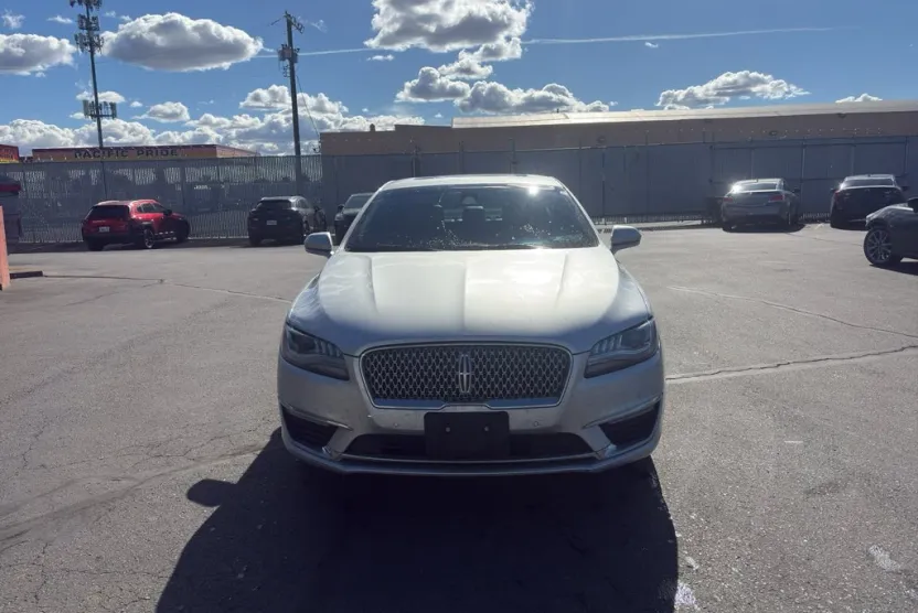 2018 Lincoln MKZ Hybrid Reserve photo 1