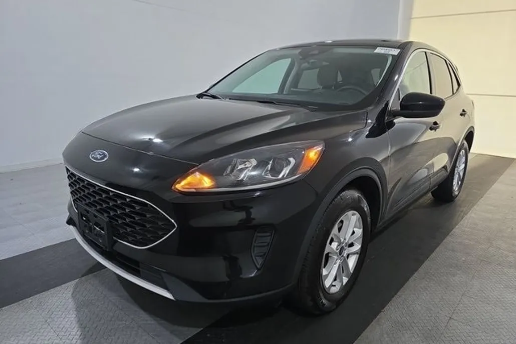 2021 Ford Escape SE photo 1