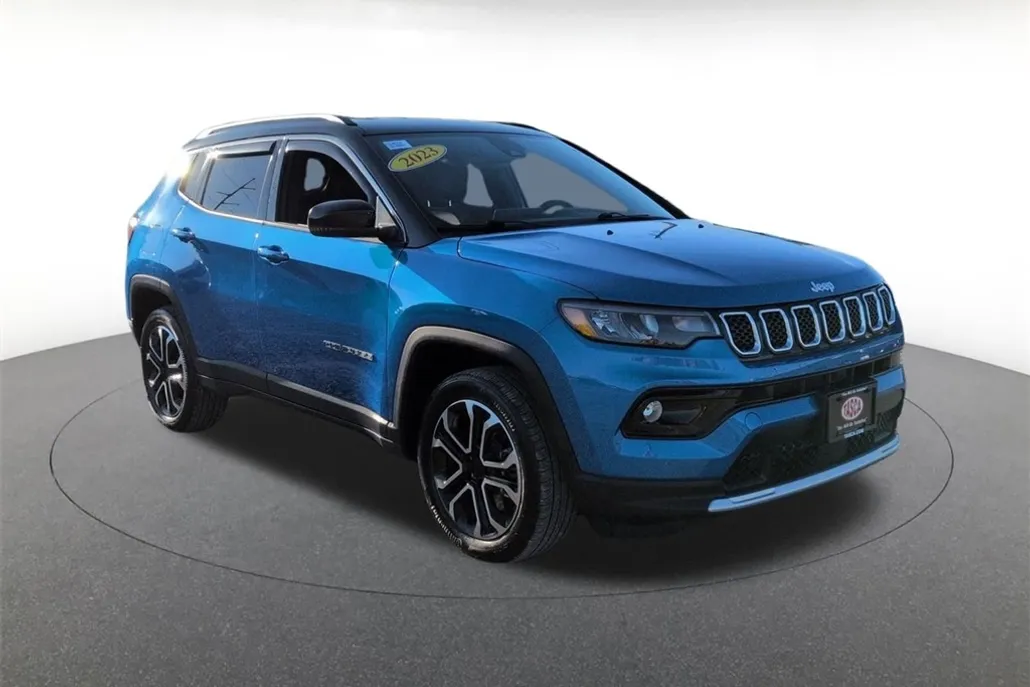2023 Jeep Compass Limited photo 1