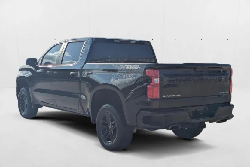 2021 Chevrolet Silverado 1500 Custom Trail Boss photo 1