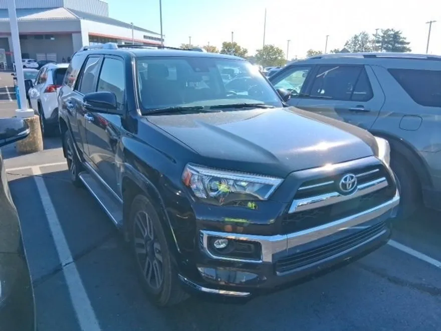 2021 Toyota 4Runner Limited photo 1