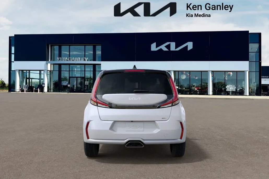 2025 Kia Soul GT-Line photo 1