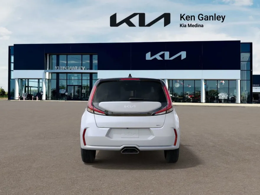 2025 Kia Soul GT-Line photo 1