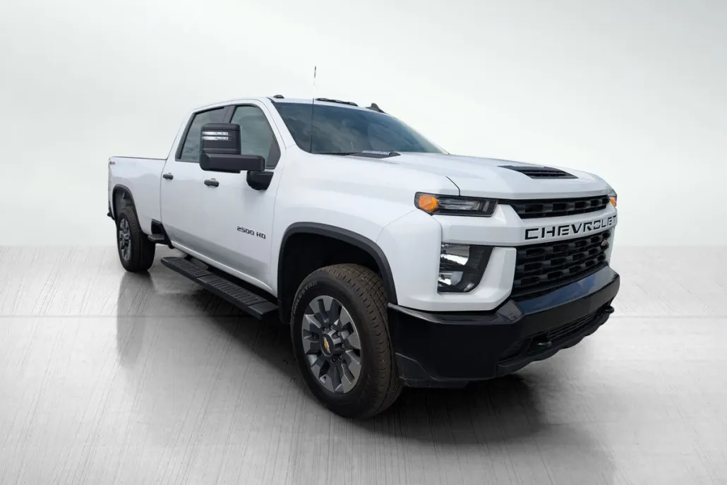 2023 Chevrolet Silverado 2500HD Custom photo 1