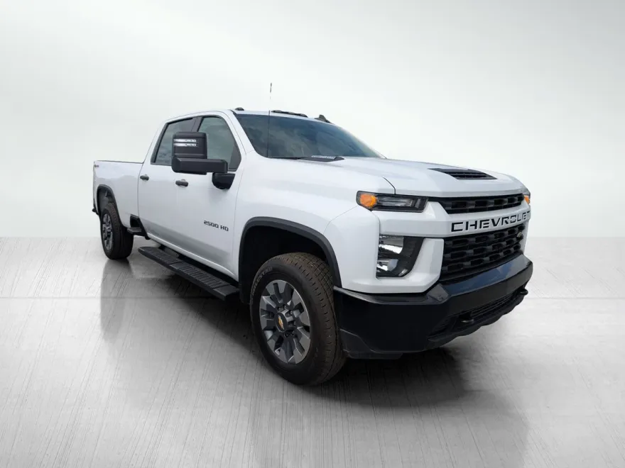 2023 Chevrolet Silverado 2500HD Custom photo 1