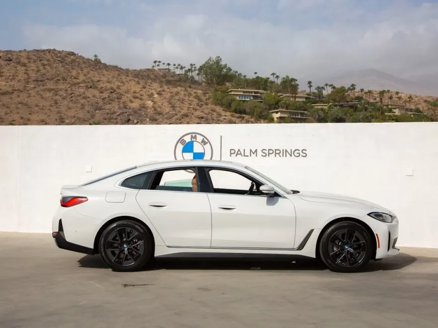 2023 Bmw i4 eDrive35 photo 1
