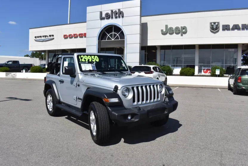 2022 Jeep Wrangler Sport S photo 1