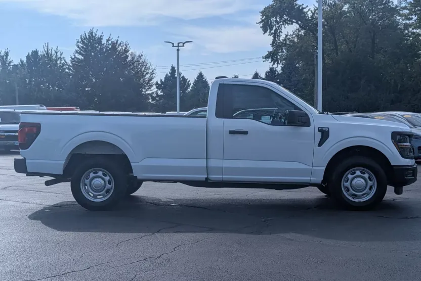 2024 Ford F-150 XL photo 1