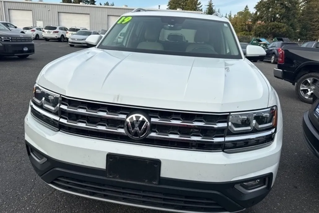 2019 Volkswagen Atlas V6 SEL photo 1