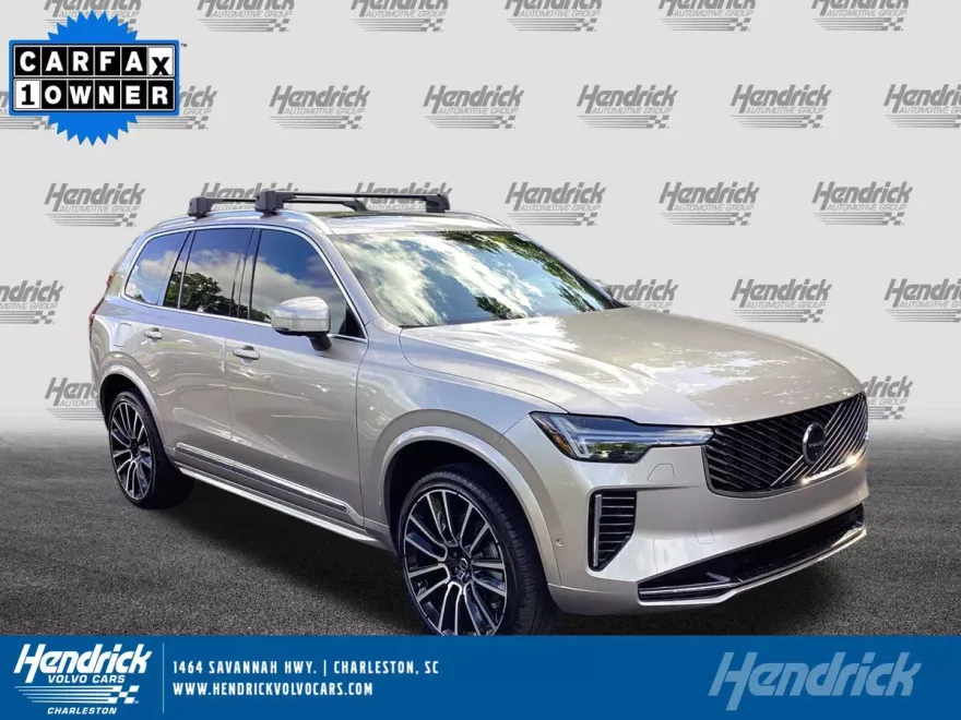 2026 Volvo XC90 B5 Core AWD photo 1