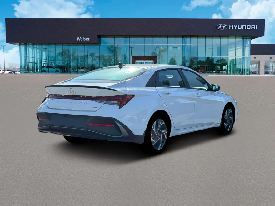 2025 Hyundai Elantra Hybrid SEL Sport photo 1
