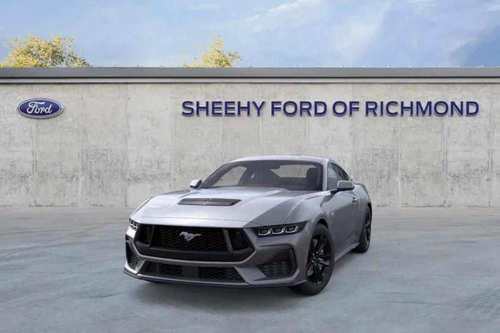 2025 Ford Mustang GT photo 1