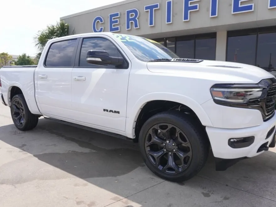 2022 Ram 1500 Limited photo 1