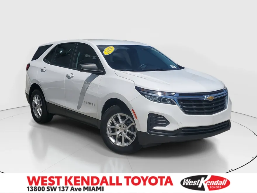 2024 Chevrolet Equinox LS photo 1