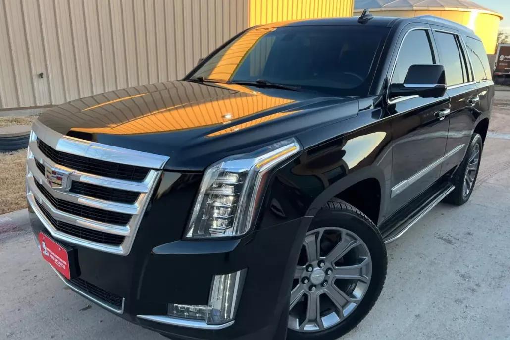 2015 Cadillac Escalade Standard Sport photo 1
