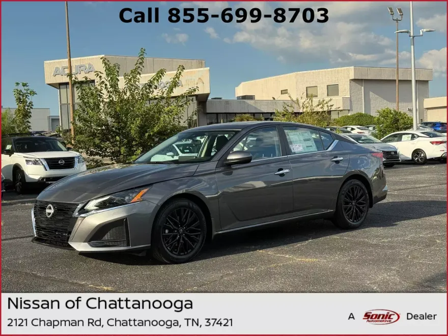 2025 Nissan Altima SV photo 1