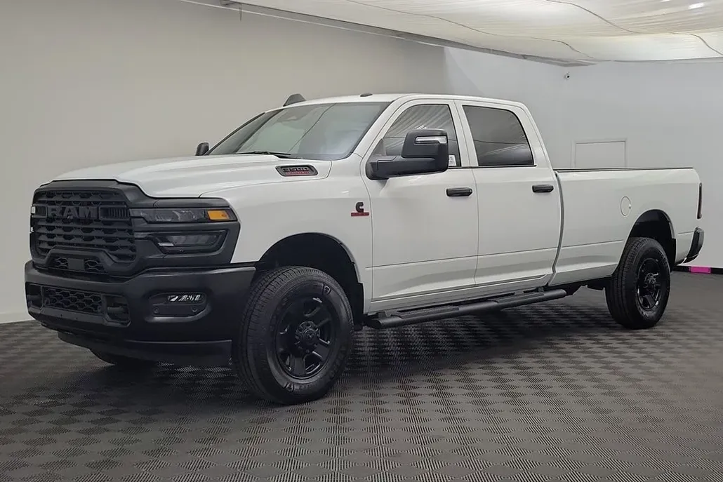 2025 Ram 3500 Tradesman photo 1