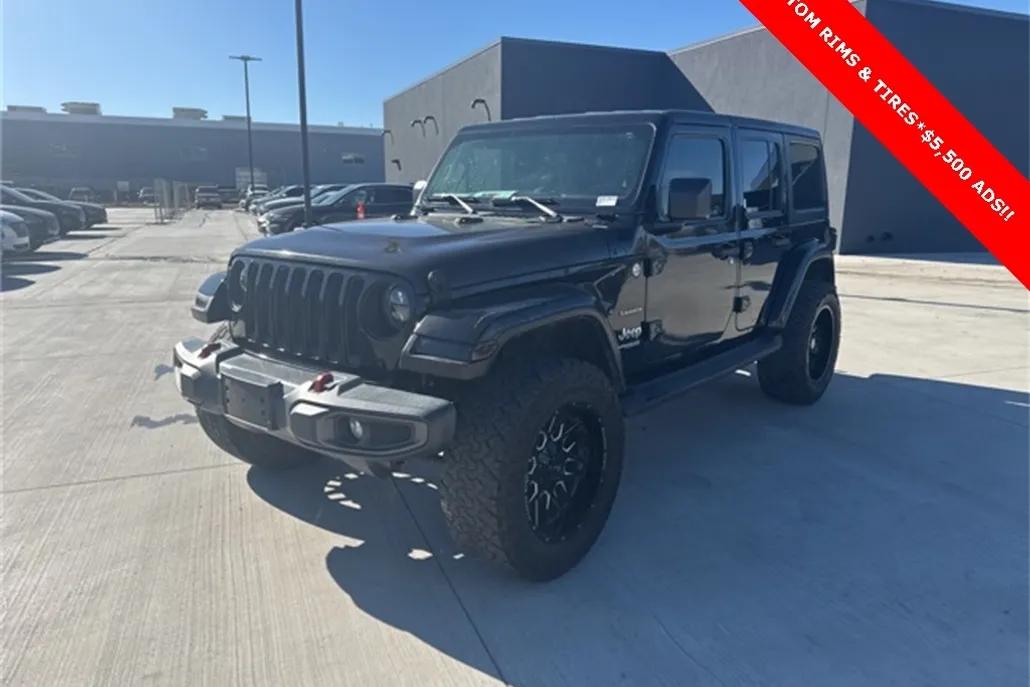 2018 Jeep Wrangler Unlimited Sahara photo 1